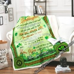 To My Granddaughter, Irish Shamrock Sofa Throw Blanket Geembi™