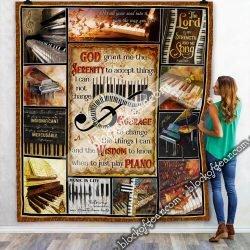 God Grant Me The Serenity, Piano  Quilt Blanket  Geembi™