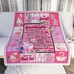 To My Granddaughter, Love Oma – Flamingo Sofa Throw Blanket Geembi™