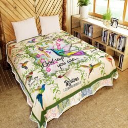 Hummingbird. God Says You Are Quilt Blanket Geembi™