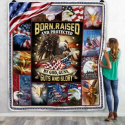 Proud American Patriot. Eagle Sofa Throw Blanket Geembi™
