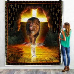 Jesus Is Alive, The Lion And The Lamb Quilt Blanket Geembi™