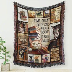 Love Reading. Cats And Books Woven Blanket Tapestry THH3489WB